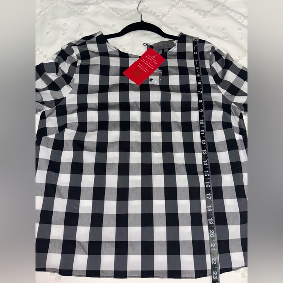 NWT Sunday In Brooklyn Top
Size medium - Picture 7 of 8